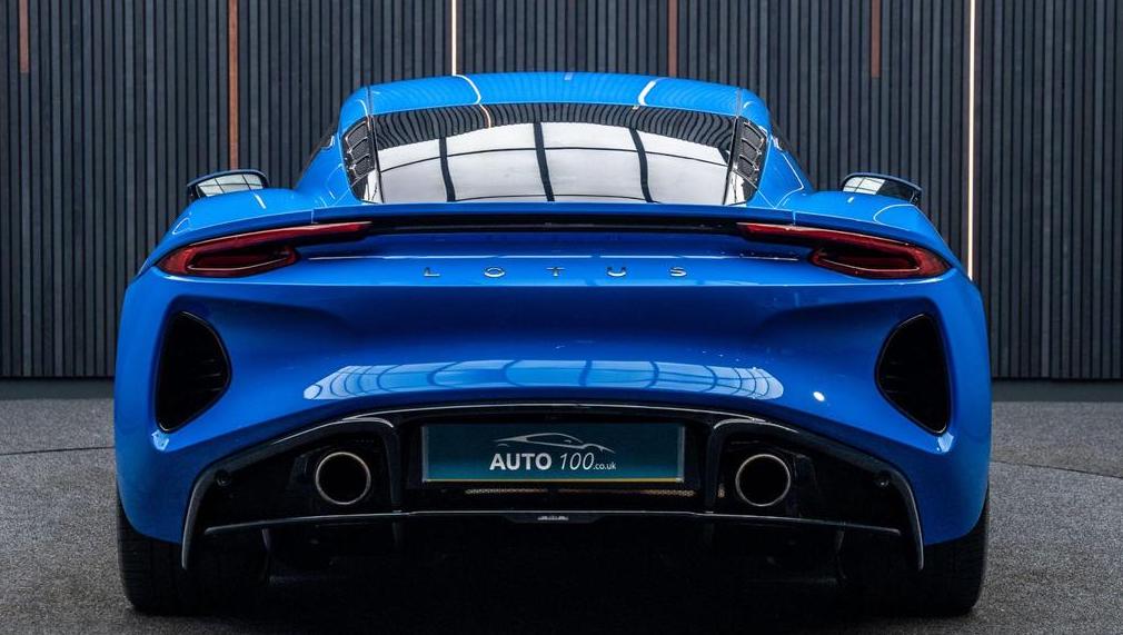 Lotus Emira First Edition - arrière
