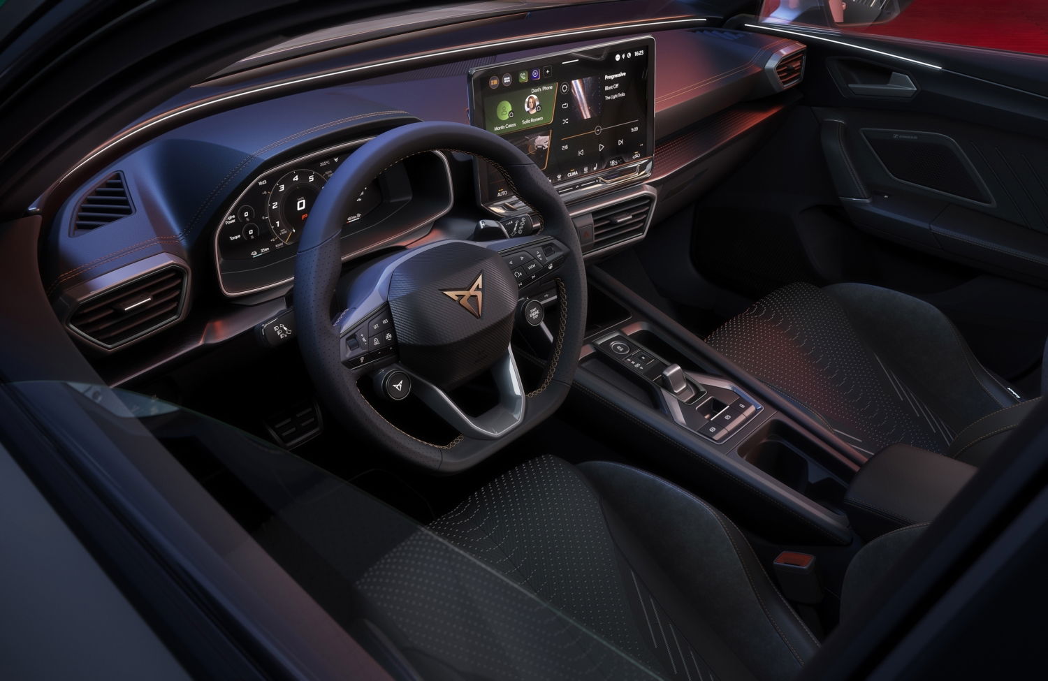 Cupra Leon vz Tsi - intérieur