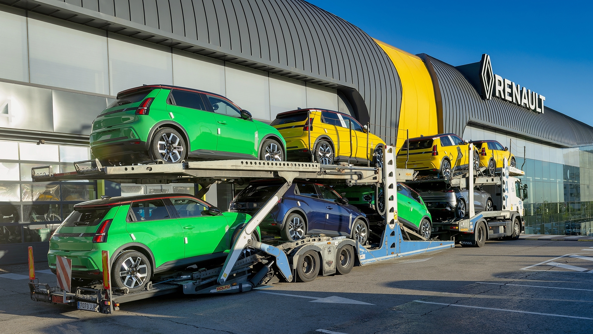 Selon ce manager, "avec l'électricité Renault 5 que nous avons Selon ce manager, "avec l'électricité Renault 5 que nous avons donnée sur l'ongle" et les ventes en Espagne confirment cela