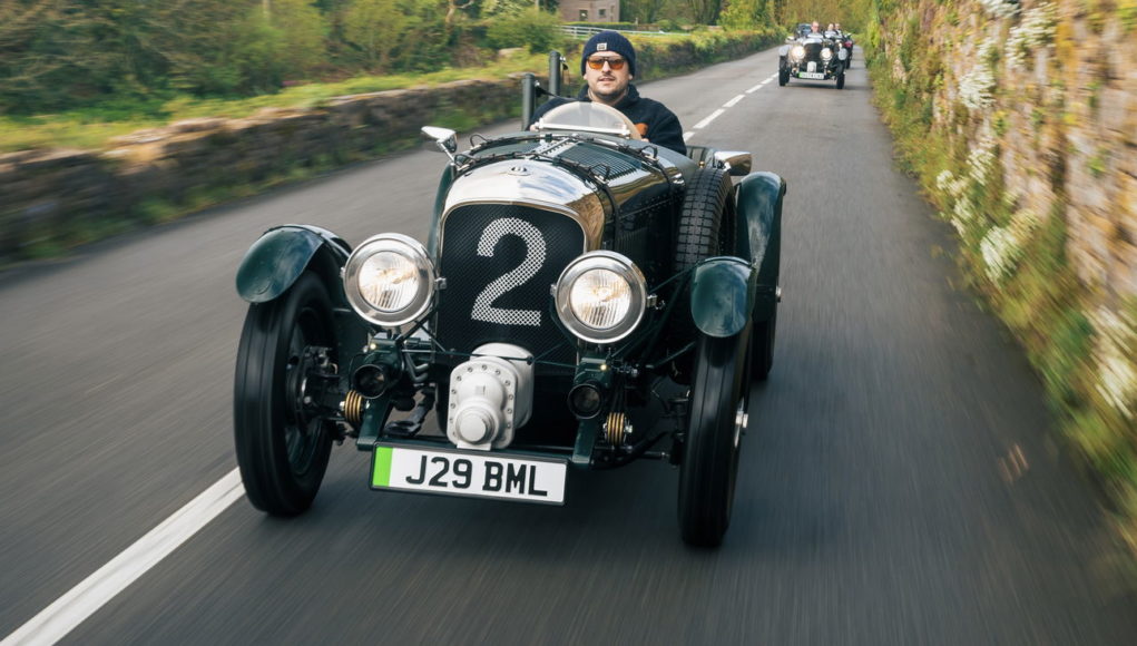 Bentley Blower Jnr Review: complètement inutile, totalement brillant Bentley Blower Jnr Review: complètement inutile, totalement brillant