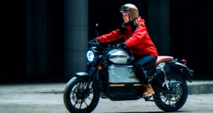 Une moto électrique avec un arôme «Cafe Racer»? Cette marque chinoise l'a Une moto électrique avec un arôme «Cafe Racer»? Cette marque chinoise l'a