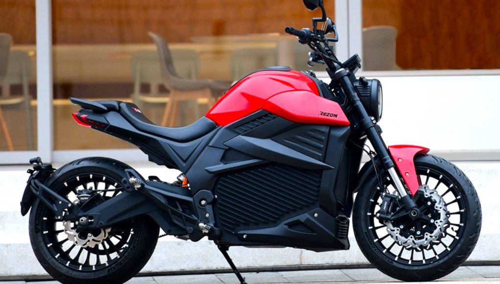 Rezon Bohême: moto électrique élégante avec monstre Essence Ducati Rezon Bohême: moto électrique élégante avec monstre Essence Ducati