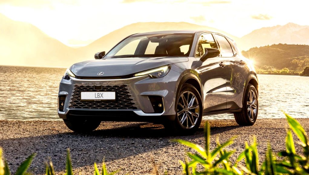 La voiture hybride moins chère de Lexus est renouvelée et La voiture hybride moins chère de Lexus est renouvelée et disponible à partir de 33 900 euros