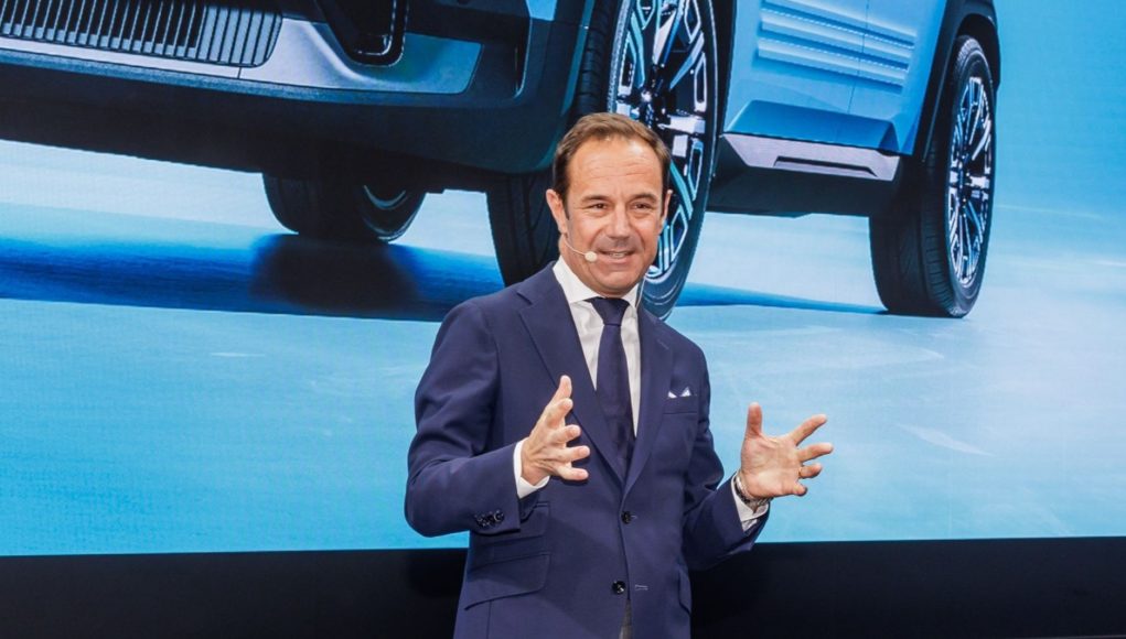 Le directeur de Renault en Espagne: les fabricants doivent faire Le directeur de Renault en Espagne: les fabricants doivent faire des "voitures électriques qui grind"