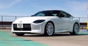 Vous pouvez acheter un nouveau Nissan Fairlady Z au Royaume-Uni Vous pouvez acheter un nouveau Nissan Fairlady Z au Royaume-Uni