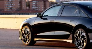 Ce Berlina électrique inconnu offre plus de 600 km d'autonomie pour 27 310 euros Ce Berlina électrique inconnu offre plus de 600 km d'autonomie pour 27 310 euros