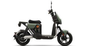 Pour moins de 1 000 €, cette autre moto électrique au scooter et au cyclomotor avec une batterie amovible est un achat “ rond '' Pour moins de 1 000 €, cette autre moto électrique au scooter et au cyclomotor avec une batterie amovible est un achat `` rond ''