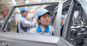 La Chine prépare sa propre armée de travailleurs à la plus grande usine de batterie en Espagne La Chine prépare sa propre armée de travailleurs à la plus grande usine de batterie en Espagne