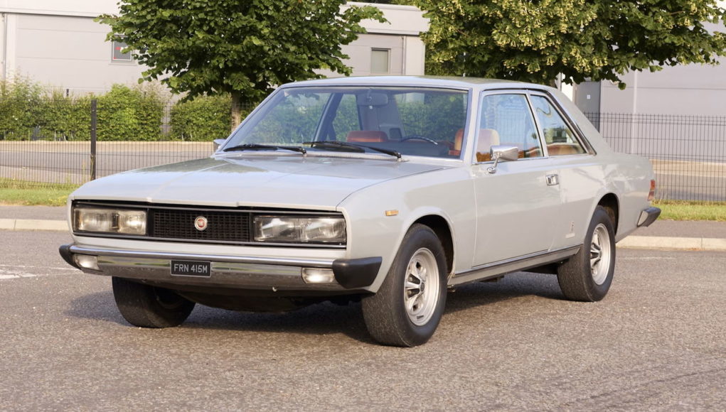 Outrez-vous tous vos amis avec ce rare coupé Fiat 130 Outrez-vous tous vos amis avec ce rare coupé Fiat 130