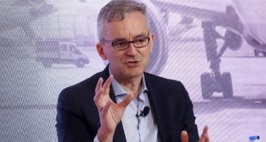 Oliver Fernández (Repsol): "En 12 mois, nous avons doublé nos points de recharge et nous offrons des bonus jusqu'à 100%" Oliver Fernández (Repsol): "En 12 mois, nous avons doublé nos points de recharge et nous offrons des bonus jusqu'à 100%"