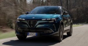 Revue d'Alfa Romeo Junior Ibrida: fait ce dont il a besoin, mais pas beaucoup plus Revue d'Alfa Romeo Junior Ibrida: fait ce dont il a besoin, mais pas beaucoup plus