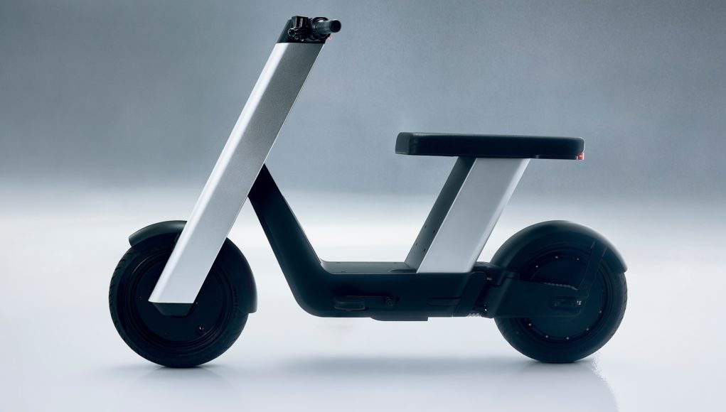 La conception du cyberpunk atteint cette moto électrique (qui peut La conception du cyberpunk atteint cette moto électrique (qui peut déjà être réservée) avec 64 km d'autonomie