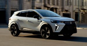 Ce n'est pas un Symbioz Renault, c'est le nouveau Mitsubishi Grandis: un SUV hybride avec étiquette écologique et fabriqué en Espagne Ce n'est pas un Symbioz Renault, c'est le nouveau Mitsubishi Grandis: un SUV hybride avec étiquette écologique et fabriqué en Espagne