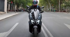 Cette nouvelle moto électrique «de 125» porte la batterie d'un leader mondial et est la moins chère de cette marque espagnole Cette nouvelle moto électrique «de 125» porte la batterie d'un leader mondial et est la moins chère de cette marque espagnole