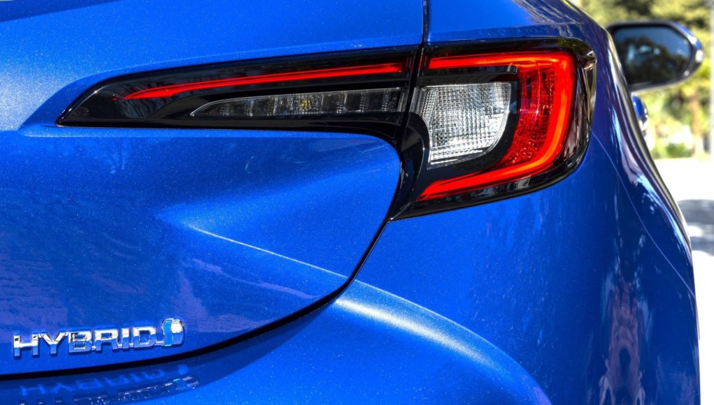 Avec jusqu'à 7 000 € de réduction, cette Toyota est Avec jusqu'à 7 000 € de réduction, cette Toyota est l'hybride le plus vendu en Espagne, et c'est pour quelque chose