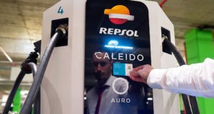 Cette station de chargement Repsol a de l'énergie pour faire 42 voyages entre la Terre et la Lune en un an Cette station de chargement Repsol a de l'énergie pour faire 42 voyages entre la Terre et la Lune en un an