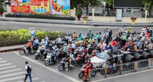 Ce pays asiatique exotique avec 72 millions de motos veut interdire l'essence pour réduire la pollution et le bruit Ce pays asiatique exotique avec 72 millions de motos veut interdire l'essence pour réduire la pollution et le bruit