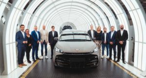 Le siège négocie avec l'Europe pour être libre de 21% de tarifs pour fabriquer cette voiture électrique en Chine Le siège négocie avec l'Europe pour être libre de 21% de tarifs pour fabriquer cette voiture électrique en Chine