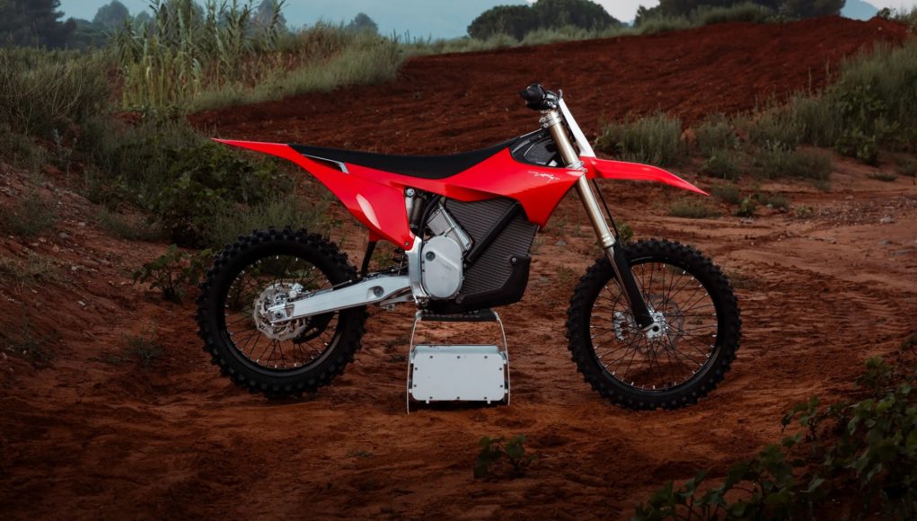 La moto la plus puissante du monde est désormais plus La moto la plus puissante du monde est désormais plus légère et plus gérable