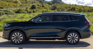 Avec une dépense de 0,7 litre et le même 280 ch, ce SUV hybride à 7 sièges ajoute un nouvel équipement moins cher Avec une dépense de 0,7 litre et le même 280 ch, ce SUV hybride à 7 sièges ajoute un nouvel équipement moins cher