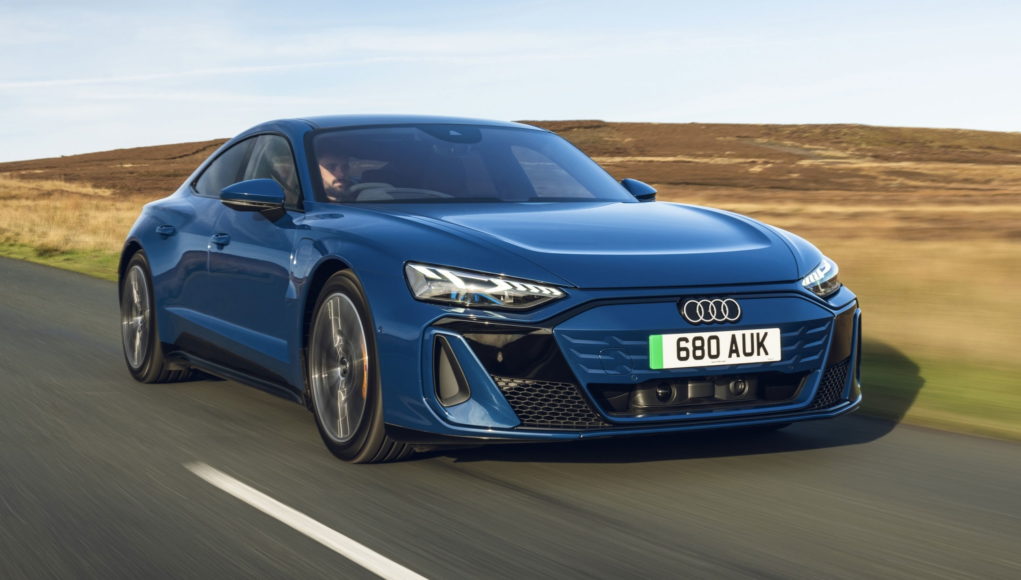 2025 AUDI E-TRON GT Review Audi S E-Tron GT - front, driving