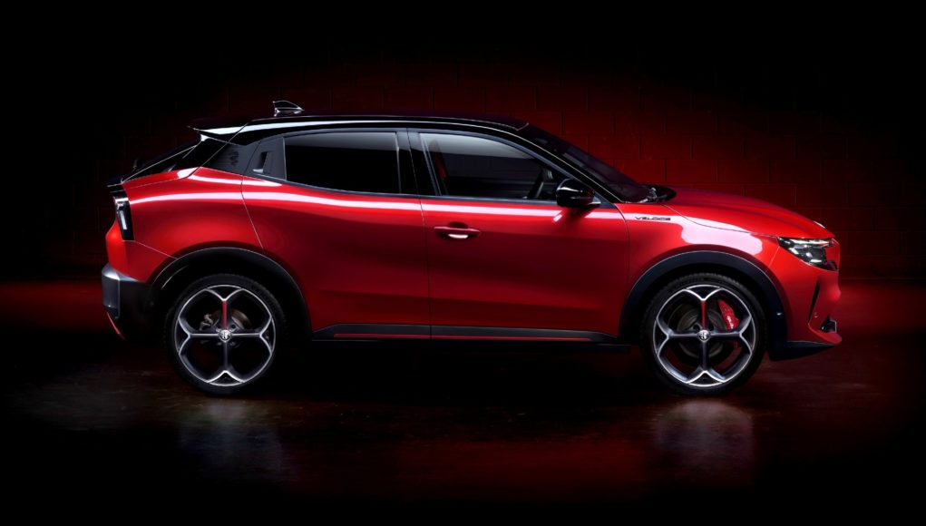 Électrique et avec jusqu'à 280 ch, ce petit SUV est Électrique et avec jusqu'à 280 ch, ce petit SUV est le nouvel espoir d'une marque italienne historique