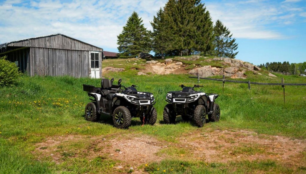Il s'agit du premier VTT électrique au monde et est Il s'agit du premier VTT électrique au monde et est prêt à être mis en vente en 2026