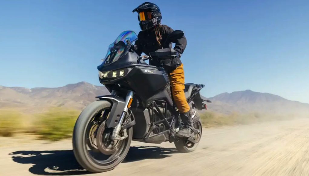 Les inscriptions électriques sur les motos baissent en août, bien Les inscriptions électriques sur les motos baissent en août, bien que le calcul général reste positif
