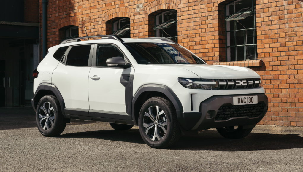 Le Dacia Duster est désormais une camionnette 4x4 pour le Dacia Duster Cargo - front
