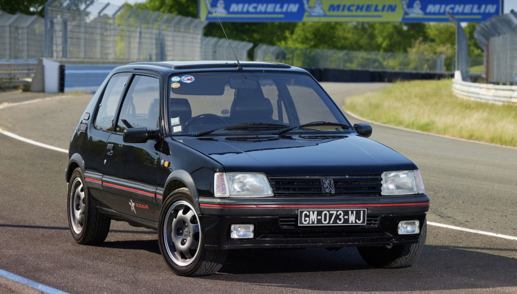 10 voitures GTI Badged qui ne sont pas Volkswagens 10 voitures GTI Badged qui ne sont pas Volkswagens