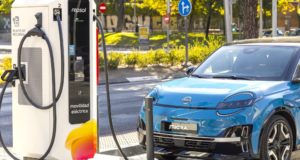 Plus de 10 000 km gratuits ! Lors de l'achat d'une Nissan électrique et de la recharge avec cette application Repsol Plus de 10 000 km gratuits ! Lors de l'achat d'une Nissan électrique et de la recharge avec cette application Repsol