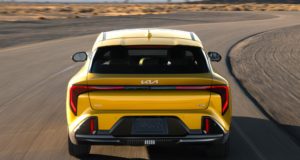 KIA lancera une rivale à la Toyota Corolla avec un moteur essence et hybride, mais basé sur le design de sa dernière version électrique KIA lancera une rivale à la Toyota Corolla avec un moteur essence et hybride, mais basé sur le design de sa dernière version électrique