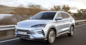 Les meilleures voitures électriques chinoises que vous pouvez acheter en Espagne (édition 2025) Marcas como BYD, Omoda o MG han sabido conquistar el territorio europeo con modelos eléctricos muy competitivos.