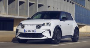 Alpine A290 (version 2025) : Prix, mesures, moteur, intérieur et coffre Alpine A290 (version 2025) : Prix, mesures, moteur, intérieur et coffre