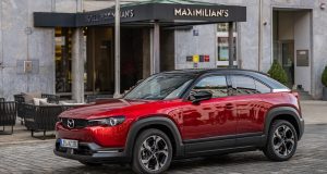 Mazda MX-30 R-EV 2025 électrique : Prix, mesures, moteur, intérieur et coffre Mazda MX-30 R-EV 2025 électrique : Prix, mesures, moteur, intérieur et coffre