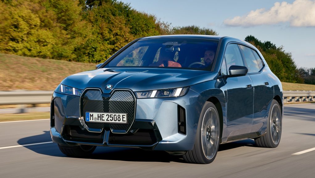 BMW iX (version 2025) : Prix, mesures, moteur, intérieur et BMW iX (version 2025) : Prix, mesures, moteur, intérieur et coffre