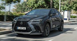 Lexus NX PHEV 2024 hybride rechargeable : Prix, mesures, moteur, intérieur et coffre Lexus NX PHEV 2024 hybride rechargeable : Prix, mesures, moteur, intérieur et coffre