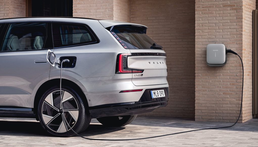 Volvo rompt sa promesse électrique et se concentrera sur les Volvo rompt sa promesse électrique et se concentrera sur les hybrides rechargeables « jusqu’à la fin des années 2030 »