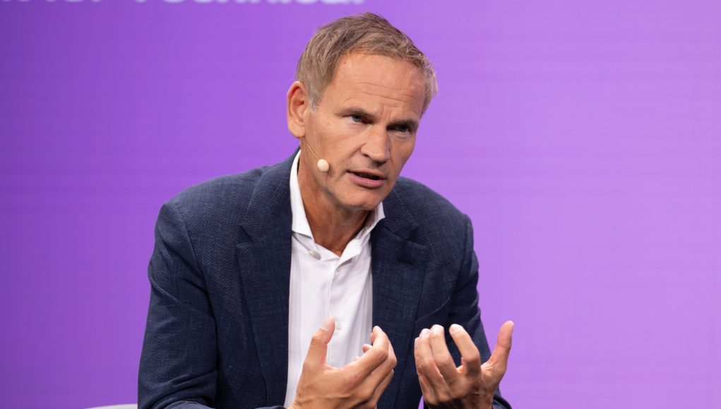 Oliver Blume, PDG du groupe Volkswagen : "La crise actuelle Oliver Blume, PDG du groupe Volkswagen : "La crise actuelle des puces électroniques démontre la fragilité de notre monde"