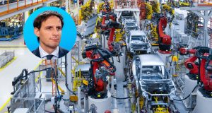 La Commission européenne admet qu’elle révise la réglementation 2035, mais maintient l’objectif d’interdire les moteurs à combustion La Commission européenne admet qu'elle révise la réglementation 2035, mais maintient l'objectif d'interdire les moteurs à combustion