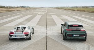 Regardez la nouvelle Porsche Cayenne électrique Race A 918 Spyder Regardez la nouvelle Porsche Cayenne électrique Race A 918 Spyder