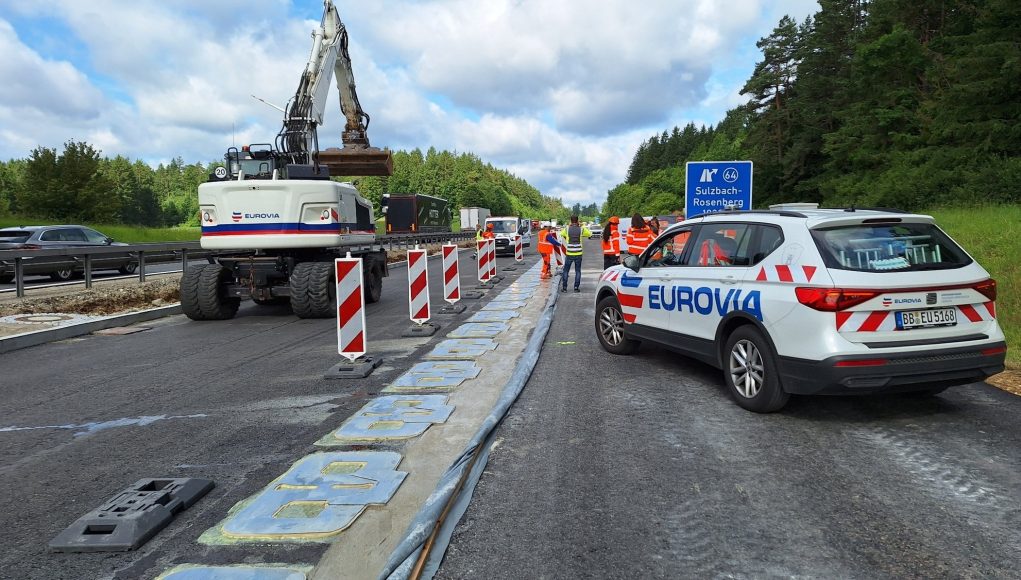 Plus de 14 000 000 € pour électrifier 5,7 km Plus de 14 000 000 € pour électrifier 5,7 km de route : l'Allemagne lance la première autoroute à recharge inductive ouverte à la circulation