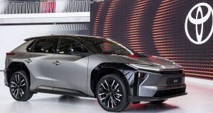 Toyota avance un peu plus lentement que les autres, mais prépare déjà un déploiement de recharge pour les voitures électriques et les PHEV en Europe Toyota avance un peu plus lentement que les autres, mais prépare déjà un déploiement de recharge pour les voitures électriques et les PHEV en Europe