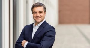 Un ancien directeur de Volkswagen : "la voiture électrique doit absolument être adaptée comme voiture principale" Un ancien directeur de Volkswagen : "la voiture électrique doit absolument être adaptée comme voiture principale"