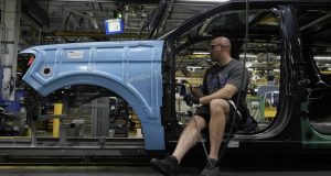 Ford prend une décision difficile avec sa nouvelle plateforme pour les voitures électriques dans le monde entier Ford prend une décision difficile avec sa nouvelle plateforme pour les voitures électriques dans le monde entier