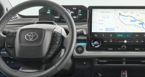 Le Toyota C-HR+ Electric est en avance sur la réglementation européenne en incluant un message important et « controversé » sur son tableau de bord Le Toyota C-HR+ Electric est en avance sur la réglementation européenne en incluant un message important et « controversé » sur son tableau de bord