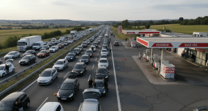 Alerte carburant : rupture de stock massive et panique sur l’autoroute alerte carburant : découvrez les causes et conséquences de la rupture de stock massive qui provoque une panique sur l’autoroute. informations et conseils pour faire face à cette crise.