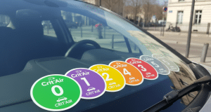 Automobilistes : la nouvelle étiquette obligatoire à connaître pour éviter les amendes en 2025 découvrez la nouvelle étiquette obligatoire pour les automobilistes en 2025 et évitez les amendes en connaissant toutes les règles essentielles à respecter.