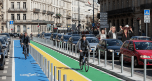 Augmentation des impôts locaux pour financer les pistes cyclables : pourquoi les automobilistes se sentent pénalisés découvrez pourquoi l'augmentation des impôts locaux pour financer les pistes cyclables suscite un sentiment de pénalisation chez les automobilistes et les enjeux de cette politique.