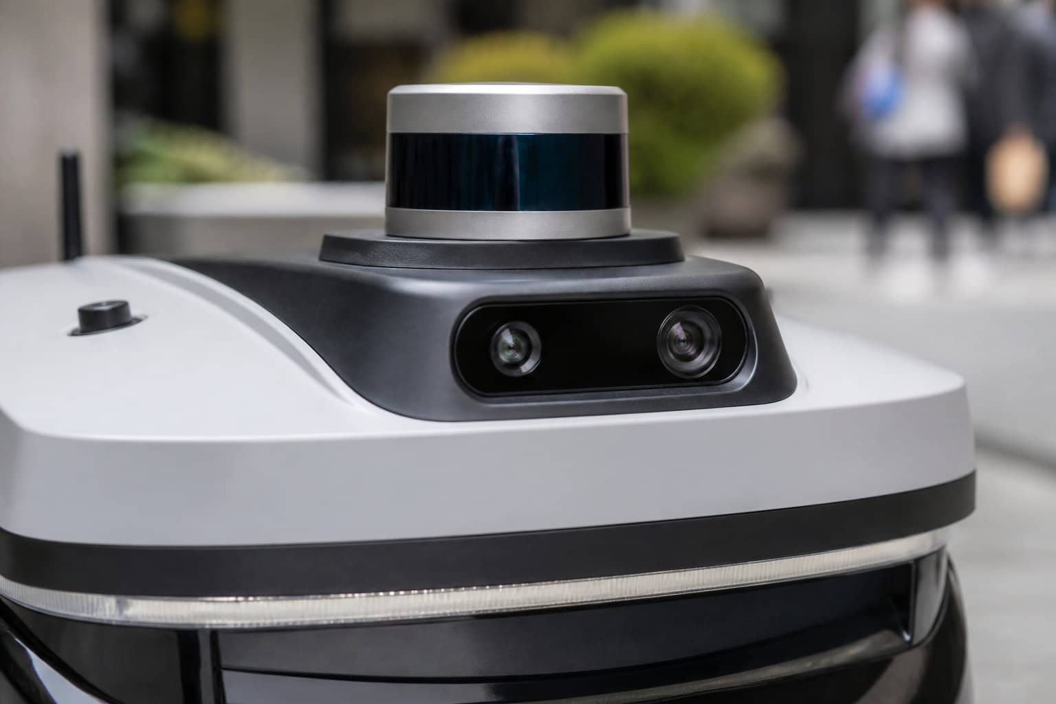 Sécurité et technologie : comment ces robots partagent-ils la route ?